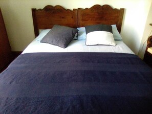 Suite, Private Bathroom | Premium bedding, down comforters, desk, rollaway beds - Casa di Stefano (Milan)