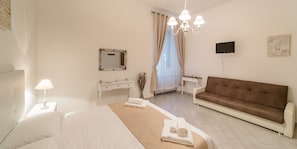Iron/ironing board, free WiFi, bed sheets, wheelchair access