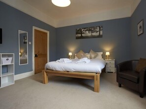 House, Private Bathroom, City View | 1 bedroom