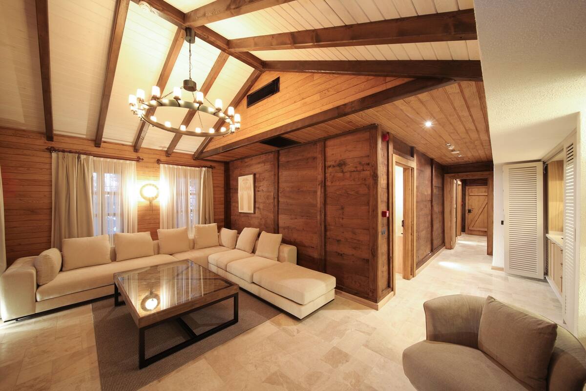 Presidential Villa, Berbilang Katil, Non Smoking, Sea View | Peralatan tempat tidur premium, bar mini, peti besi dalam bilik 
