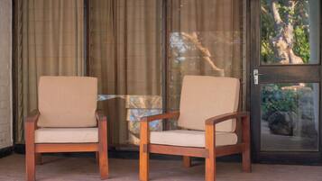 Deluxe Room | Terrace/patio