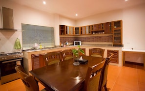 Dining - Beach Villa Kamala (Kamala)