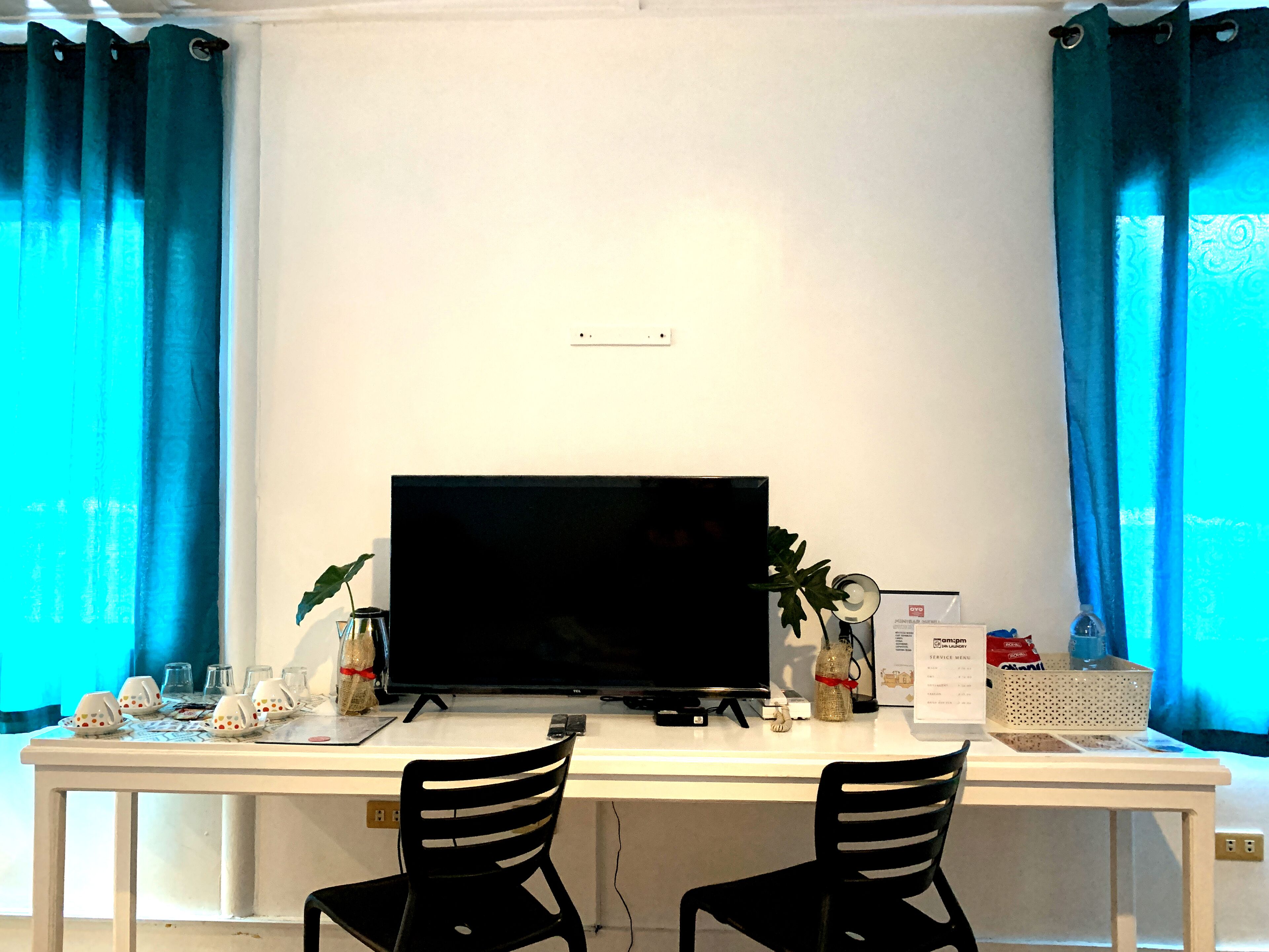 minibar, in-room safe, desk, free wifi