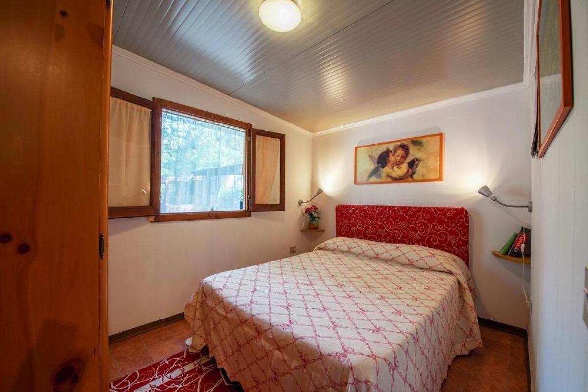 Chalet (5 pax) | 2 slaapkamers, beddengoed