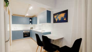 Comfort Villa, 2 Bedrooms | Private kitchen | Mini-fridge