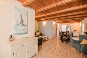 Interior - Peaceful Villa Kras**** with a pool and a large garden on Krk (Dobrinj)