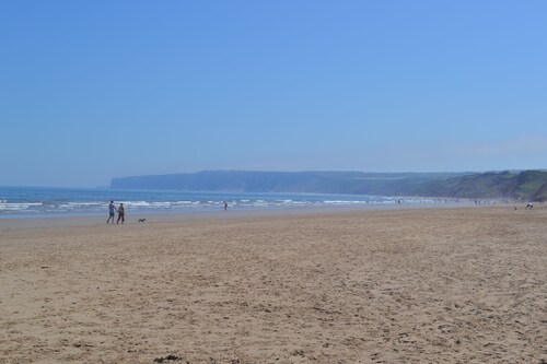 Filey Bay Cove The Bay near Filey &  North York Moors Coast Pets WIFI Pool