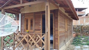 标准木屋, 1 间卧室 | 特色装修、办公桌、折叠床/加床（额外收费）、免费 WiFi