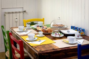 รวมอาหารเช้าแบบท้องถิ่น ทุกวัน