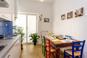 Desayuno típico de la región gratuito y diario