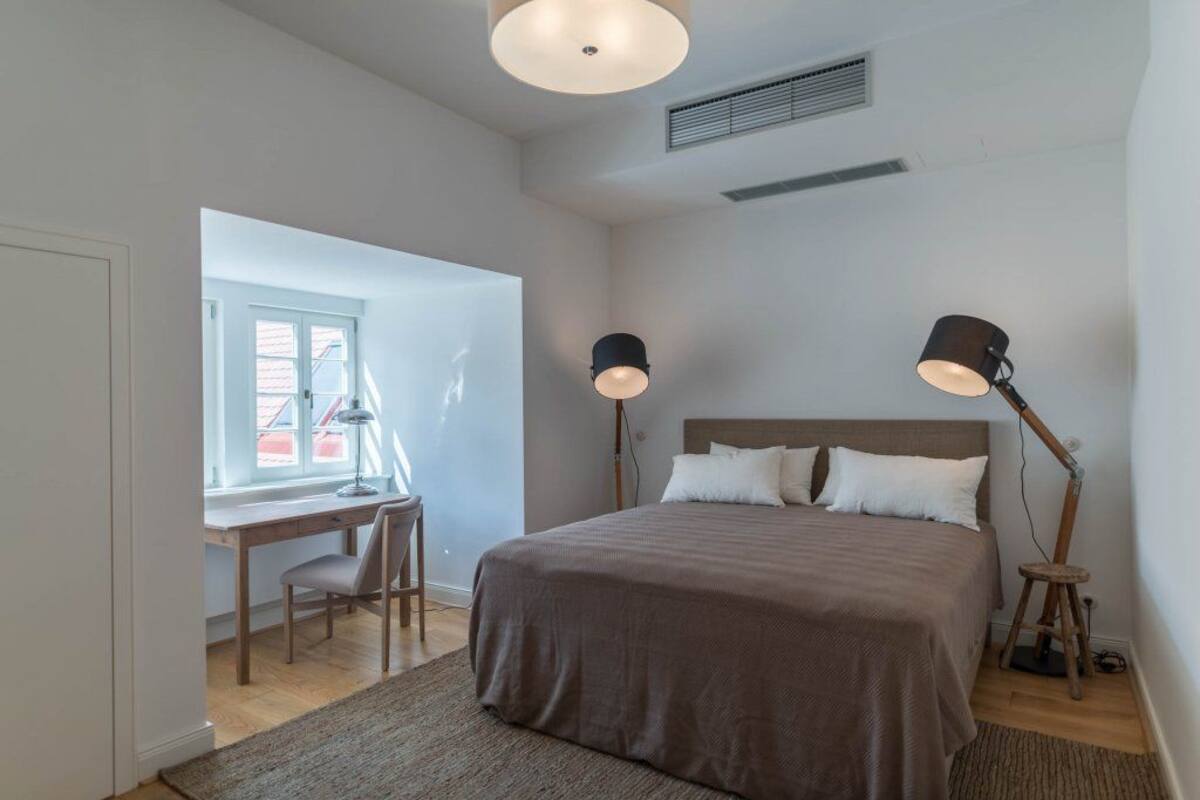 Coffres-forts dans les chambres, Wi-Fi gratuit, draps fournis