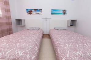 2 Schlafzimmer, Bügeleisen/Bügelbrett, Internetzugang, Bettwäsche