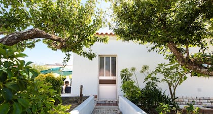 SESIMBRA - BELLE VILLA PROCHE DE SESIMBRA & MECO BEACH