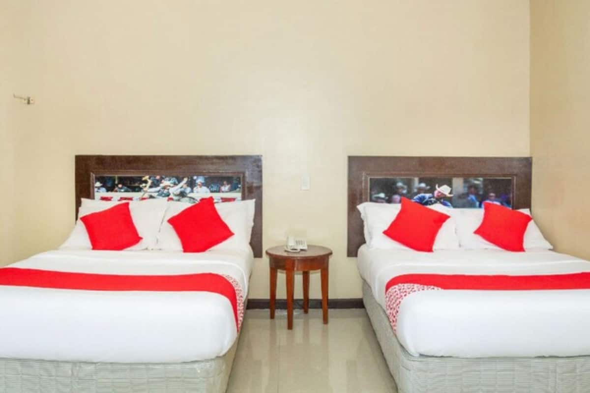 Free WiFi, bed sheets