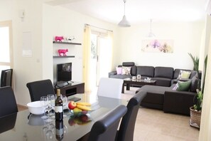 Villa, 3 Bedrooms, Private Pool | Living area | Flat-screen TV, DVD player - Villa Ksenia (Paralimni)