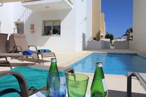 Outdoor pool - Villa Ksenia (Paralimni)