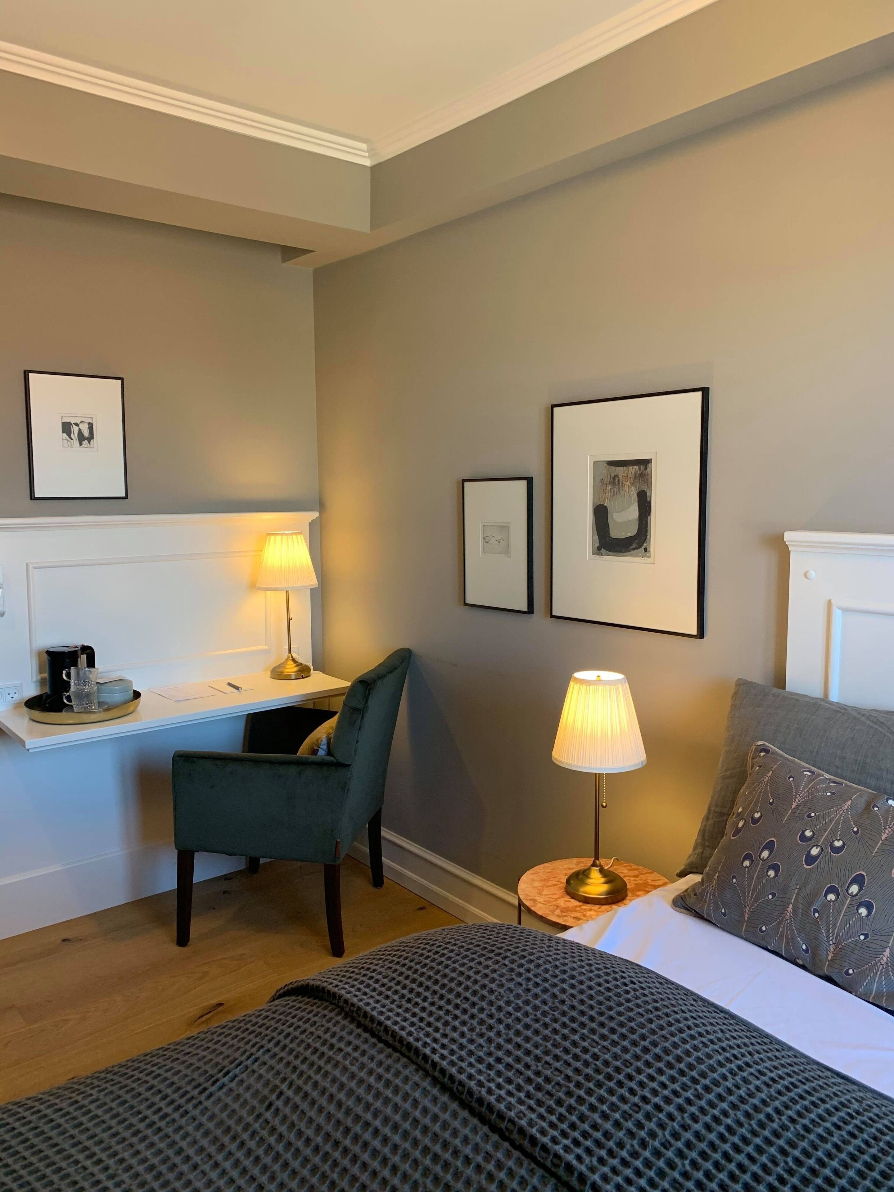 standard double room, 1 queen bed | 1 bedroom, desk, blackout curtains, iron/ironing board