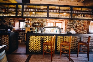 12 bars/lounges - Pałac Spichrz (Somonino)