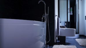 Apartment 1 (incl. cleaning fee & laundry package) | Bathroom
