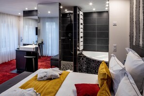 华丽双人房 (Bain Spa) | 高档床上用品、加厚床垫、迷你吧、客房内保险箱