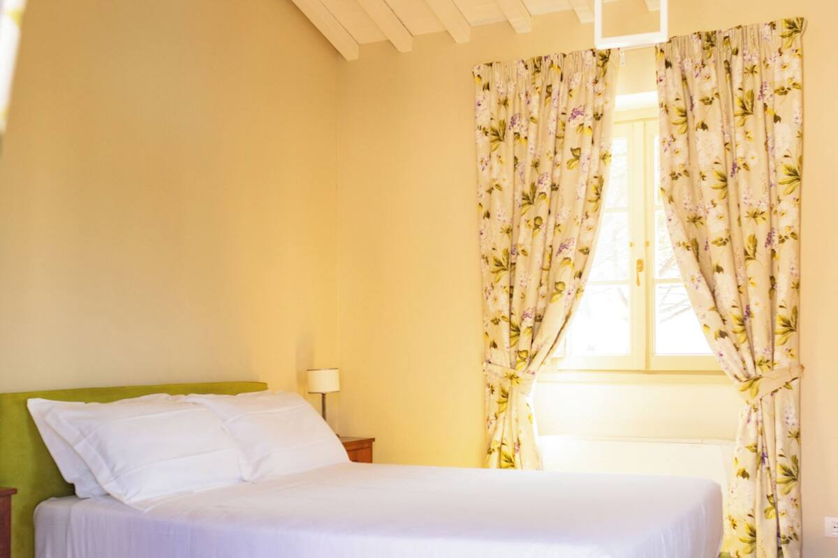 1 bedroom, minibar, in-room safe, iron/ironing board