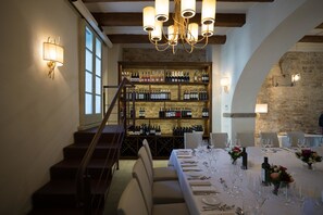 Se sirven desayunos, almuerzos y cenas