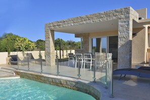 Seasonal outdoor pool, pool loungers - Aria di Vacanza - Villa Diamante (Olbia)