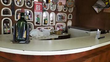 بار (في المنشاة)