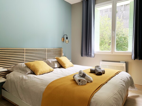 1 bedroom, iron/ironing board, free WiFi, bed sheets