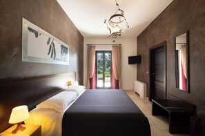 Triple Room, Multiple Beds, Private Bathroom, Garden View - Agriturismo Tenuta Chianchizza (Monopoli)