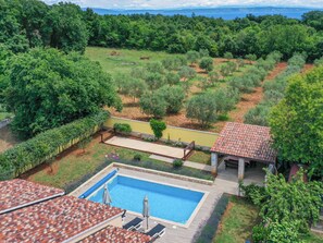 A heated pool - Stylish villa ****, pool, 2.5 km from the sea, barbecue, WiFi, free WiFi (Segotici)