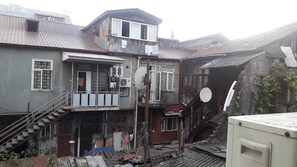 ベーシック トリプルルーム シティビュー | 部屋からの景観
