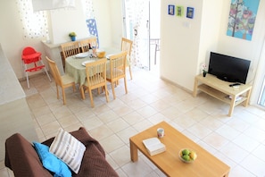 Villa, 2 Bedrooms, Private Pool | Living area