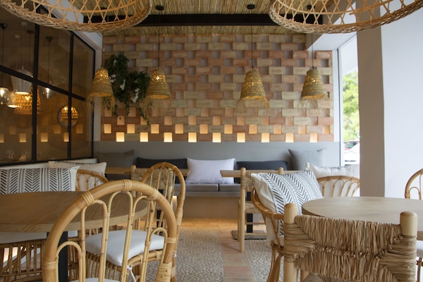 Se sirven desayunos, comidas y cenas