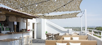 You & Co. Saler Beach Boutique Hotel