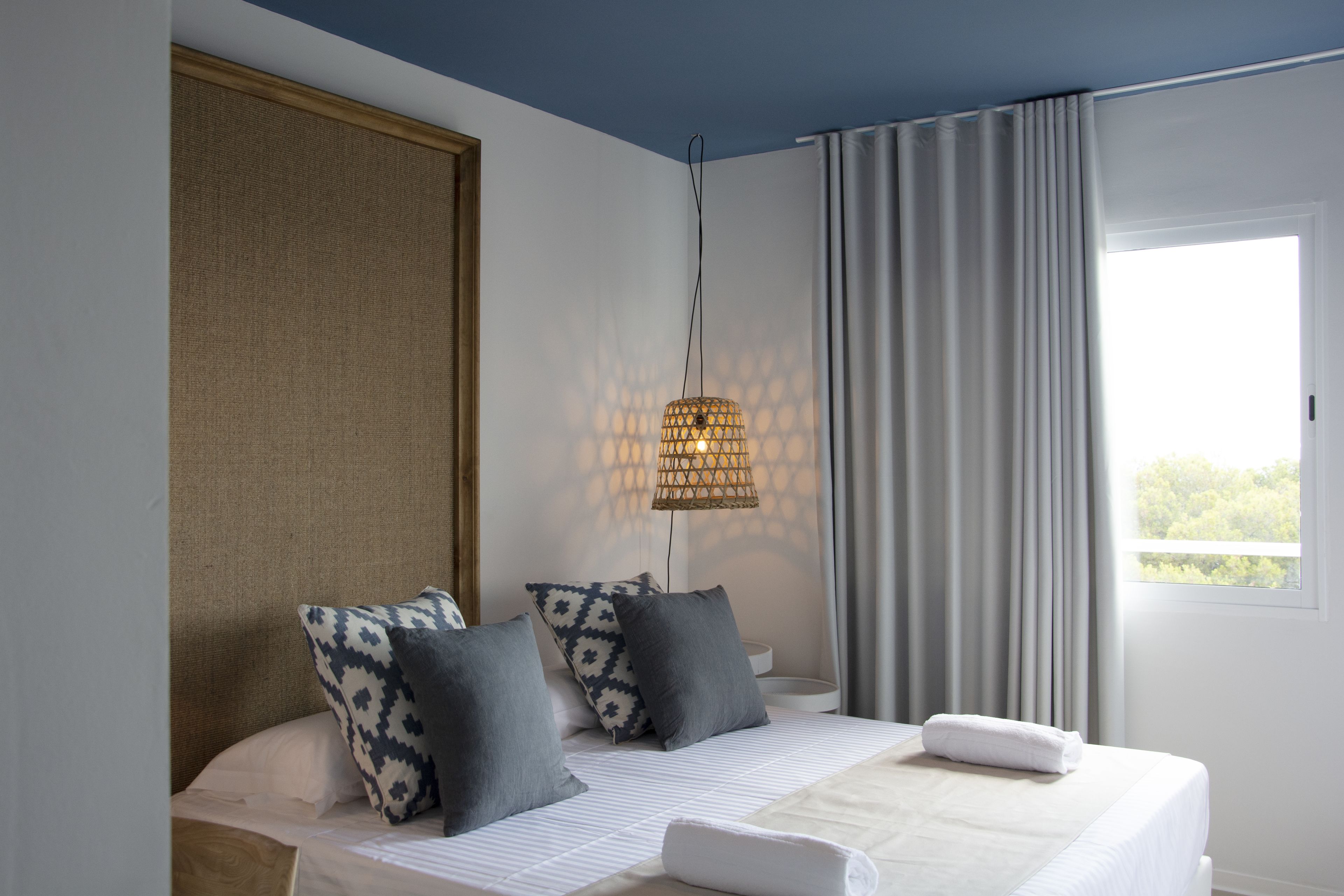 triple room | 1 bedroom, in-room safe, iron/ironing board, free wifi