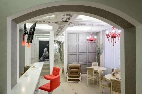 Serves breakfast, lunch, and dinner - Silver Horse Boutique Hotel (Novosibirsk)