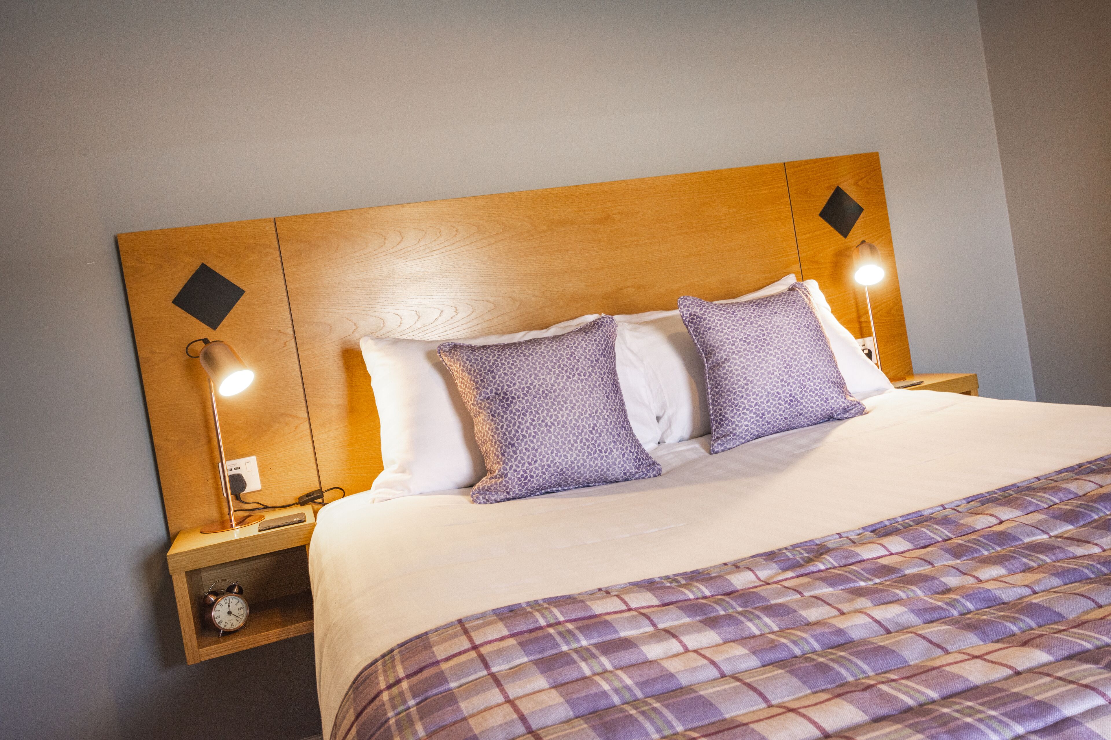 classic double room | 1 bedroom, hypo-allergenic bedding, select comfort beds, desk