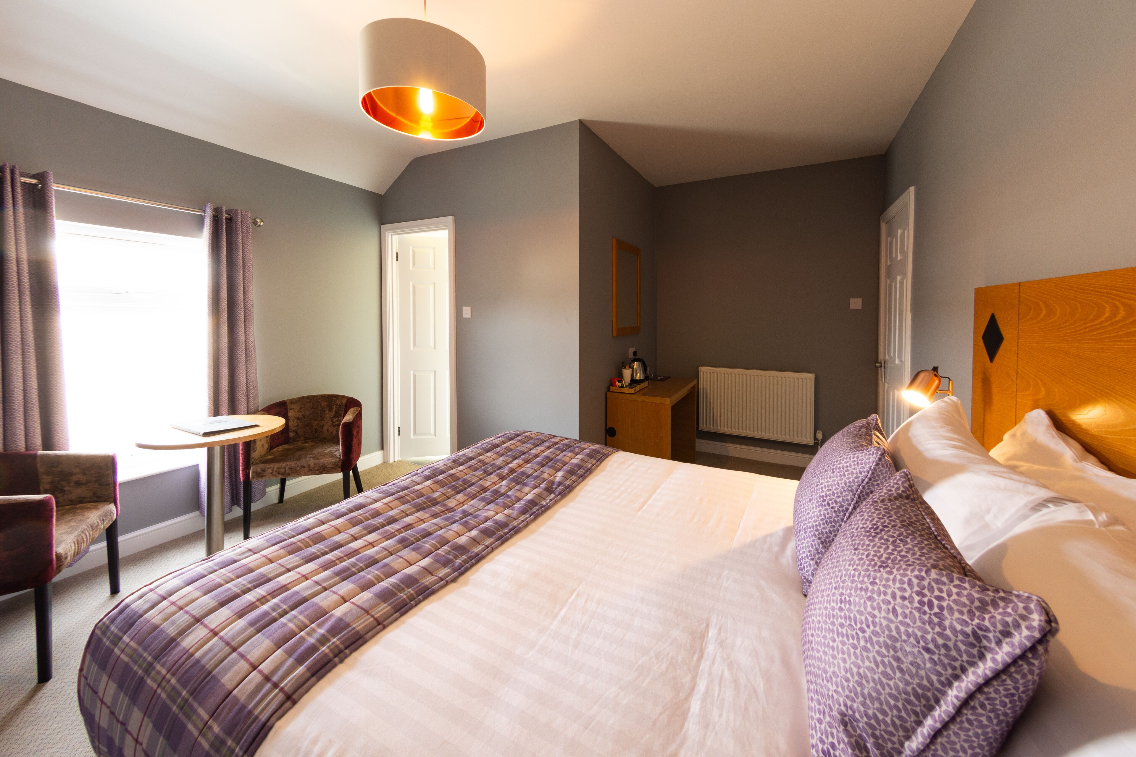 classic double room | 1 bedroom, hypo-allergenic bedding, select comfort beds, desk