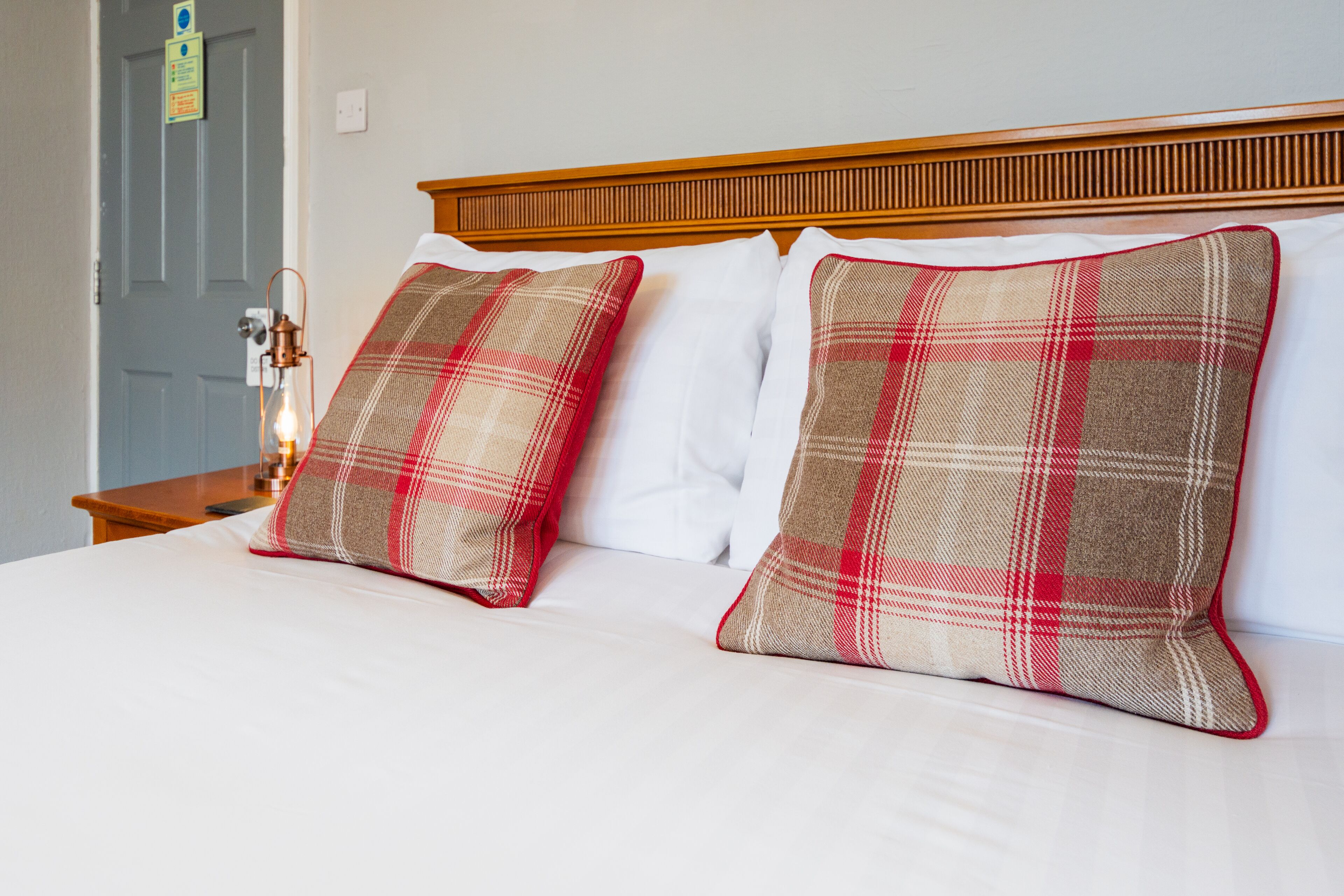 superior room, 1 king bed | 1 bedroom, hypo-allergenic bedding, select comfort beds, desk