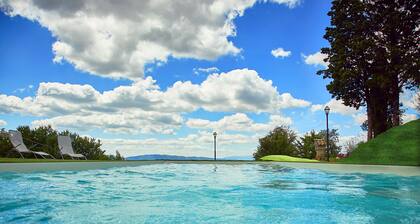 BORGO MONTE CEDRONE.