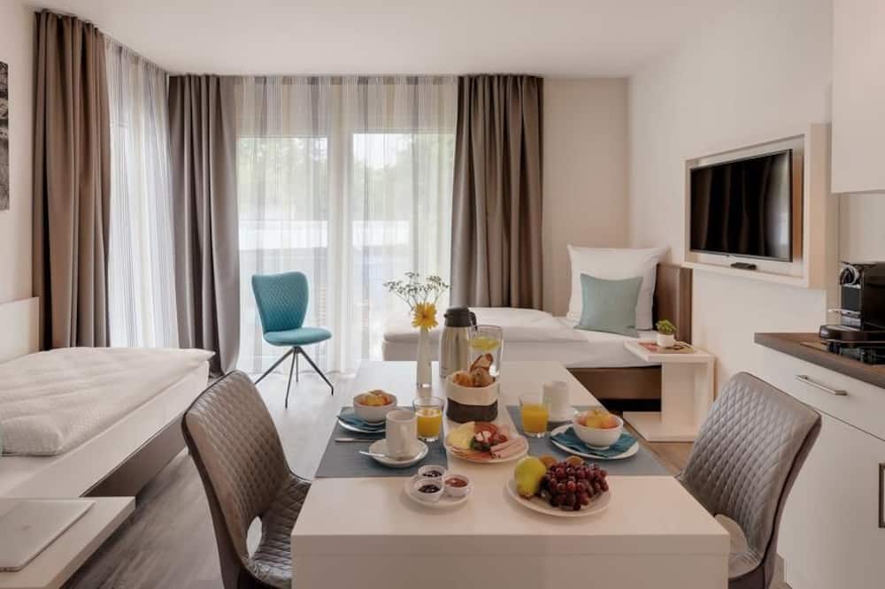 Amper Art Hotel