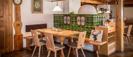 Ilmainen päivittäinen buffetaamiainen