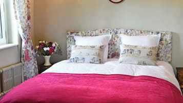 Dobbeltrom (Des Secrets) | Sengetøy av topp kvalitet, individuelt dekorert og individuelt innredet