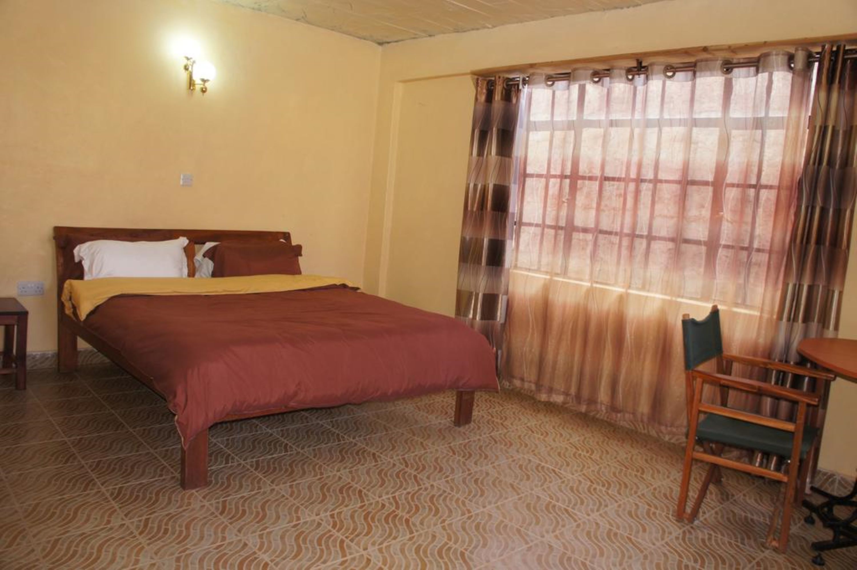 deluxe apartment, 2 bedrooms, mountain view, garden area | 1 bedroom, desk, free wifi, bed sheets