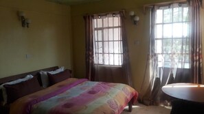 Apartment, 3 Bedrooms | Desk, free WiFi, bed sheets - Acacia Furnished Apartments Nanyuki (Nanyuki)