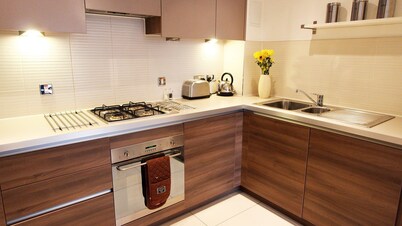 Signet Apartments - The Triangle