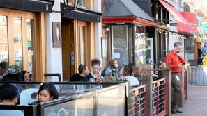 Dining - Capitol Hill Row Home: 1 Block to Metro and Groceries -- and has Garage! (Washington)