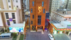 Fachada de la propiedad