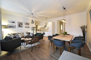 Premium Apartment | Free WiFi, bed sheets - Premium Central Apartment & Room (Zagreb)
